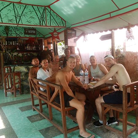 Lucky Bamboo'Bungalows-Resto And Orangutan Jungle Trekking Tours Букіт-Лаванґ Екстер'єр фото